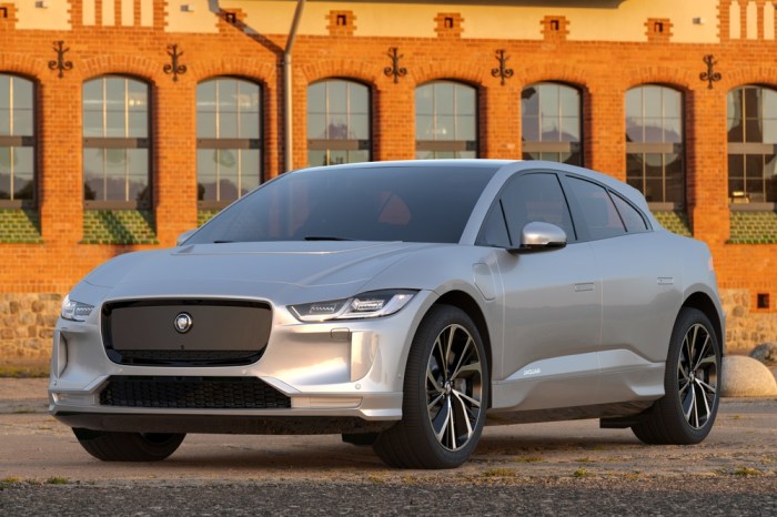 Best high-tech luxury cars for advanced technology