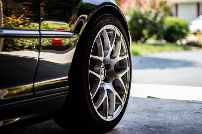 How to choose the right car tires for your driving style